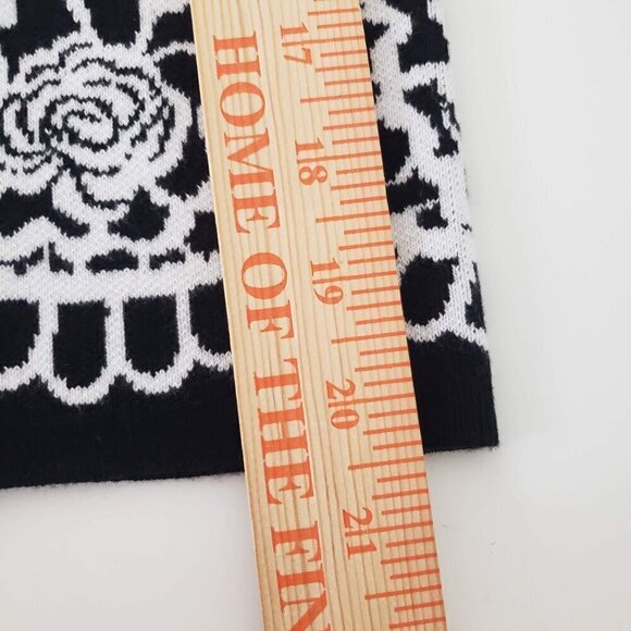 Karl Lagerfeld Floral Cardigan 3/4 Sleeves Knit Sweater Womens Size Medium - Picture 10 of 13